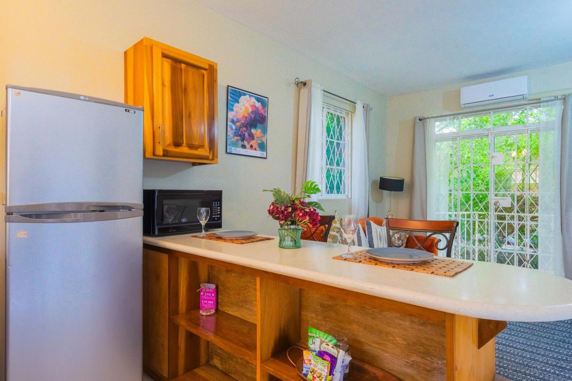 Musgrave Annex- Comfy 1 Bedroom Apartment On The Ground Floor Kingston Exteriör bild